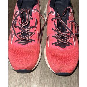 Mizuno Wave Inspire 17 Womens Running Shoes Size 10.5 Coral & Black